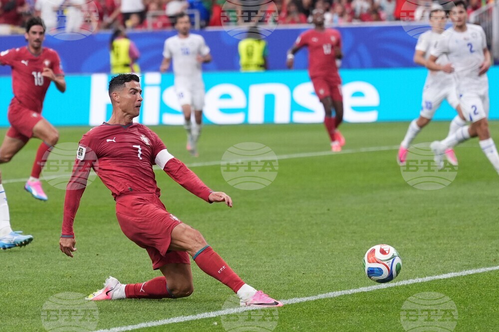 Uzbekistan Portugal WCup Soccer