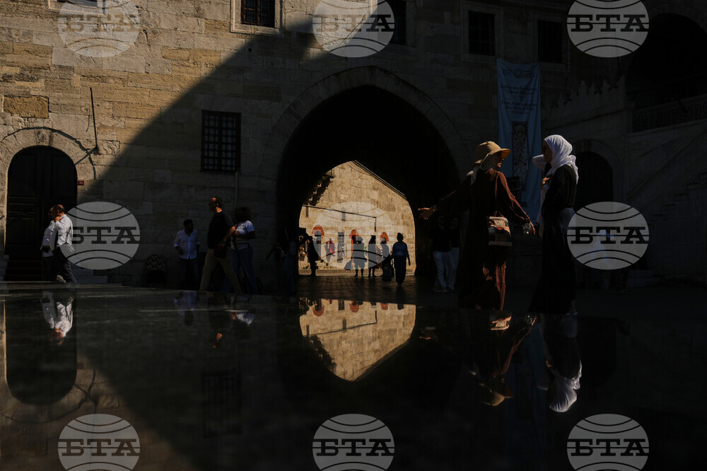 APTOPIX Turkey Extreme Weather Heat