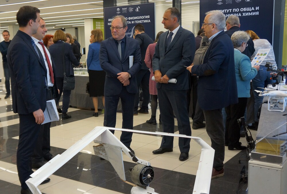 БАН разработва платформа за сътрудничество с бизнеса