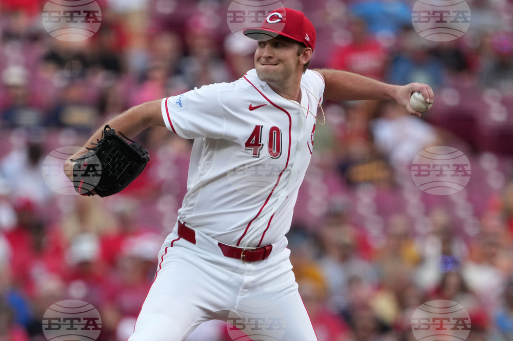 Brewers Reds Baseball