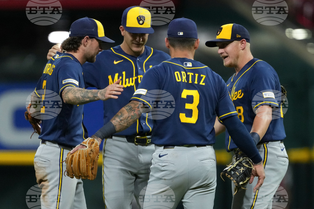 Brewers Reds Baseball