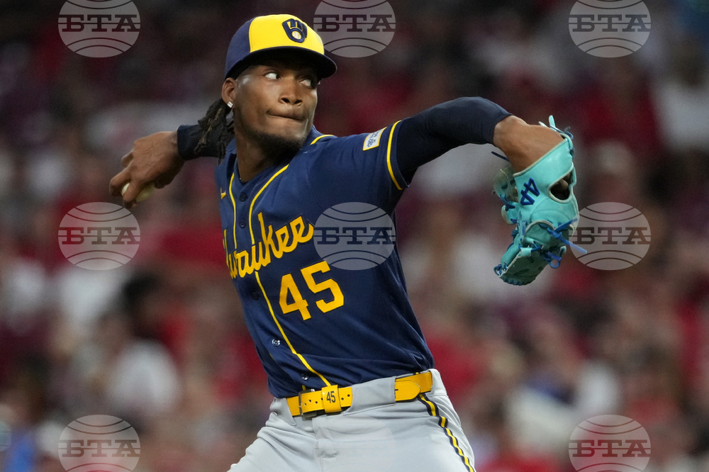 Brewers Reds Baseball