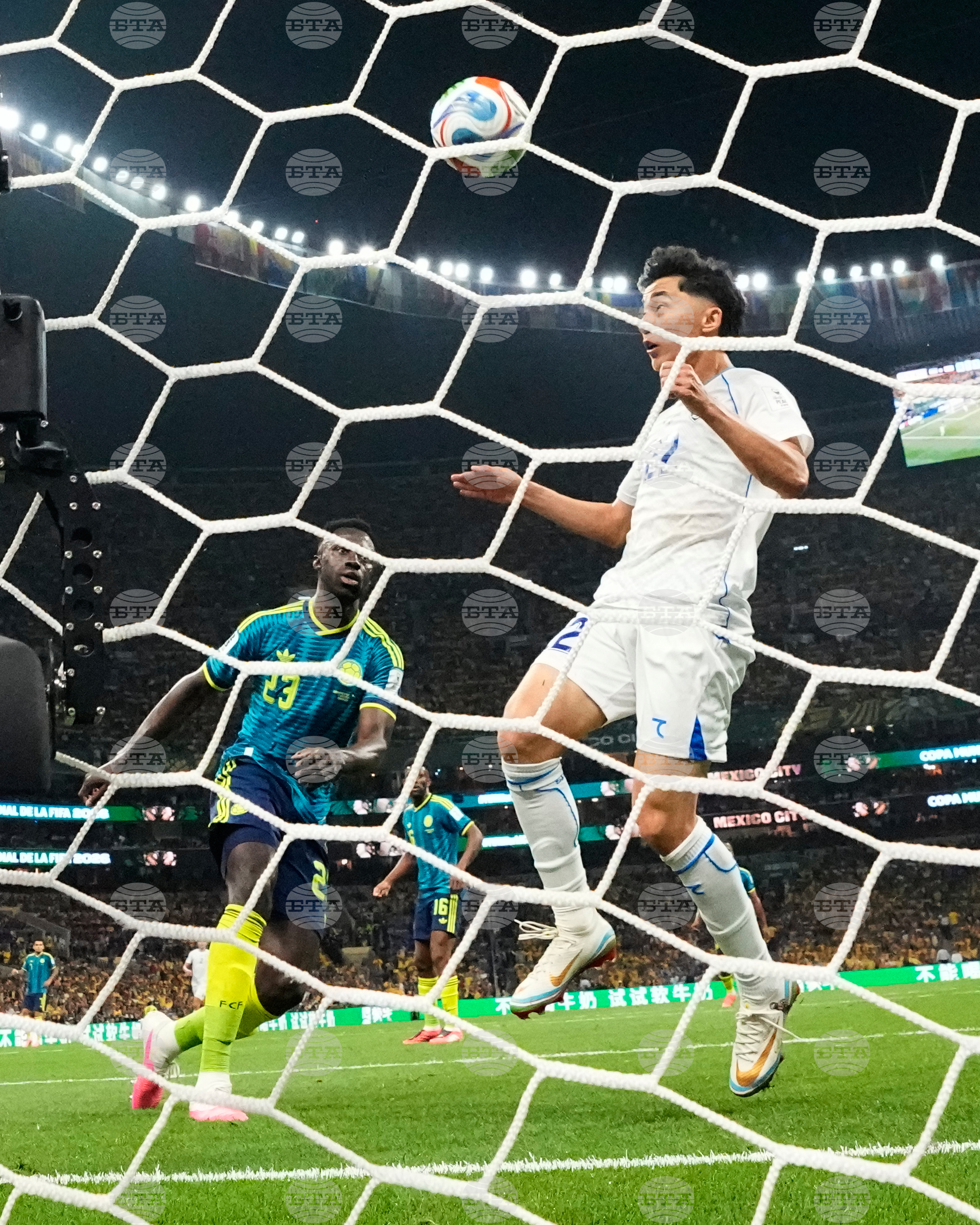Colombia Uzbekistan WCup Soccer