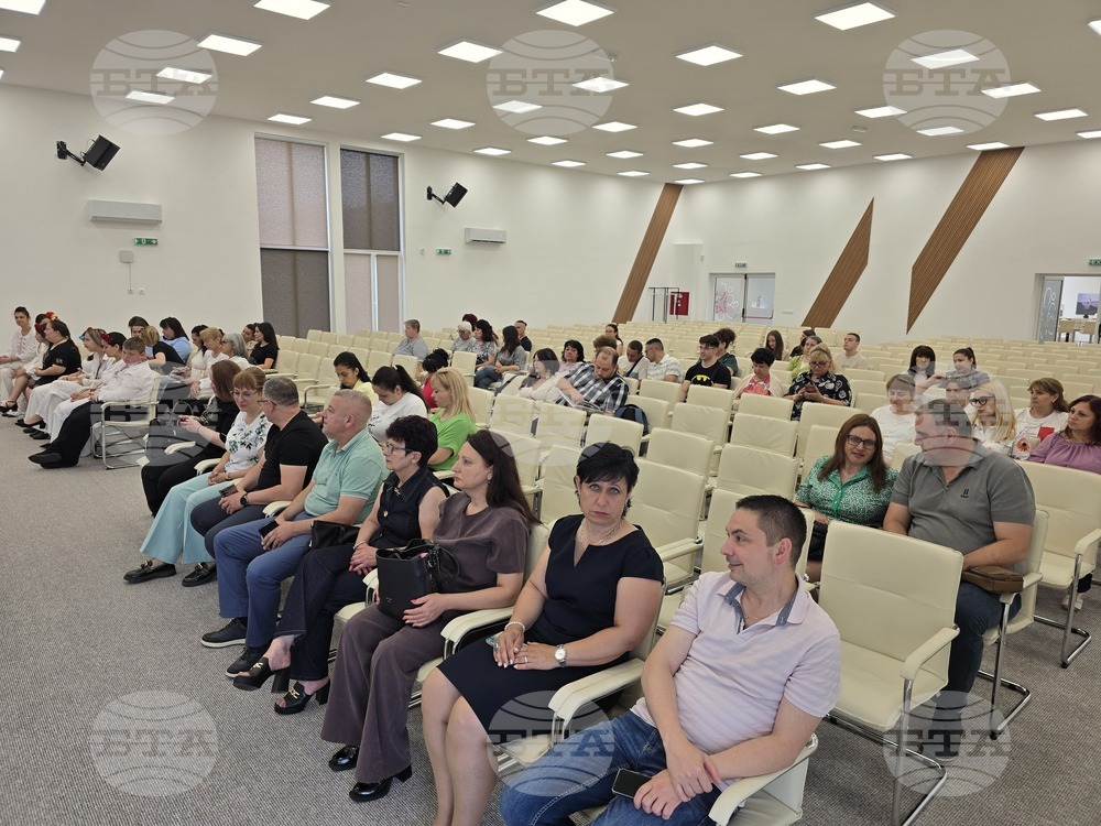 Свищов - Младежки център - заключителна пресконференция 