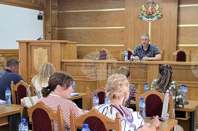 Общинските съветници одобриха предоставянето на временни безлихвени заеми по два проекта на Община Добричка