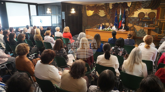 Foreign Minister Petrova Hosts Ceremony Marking International Day for Women in Diplomacy