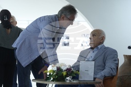 „Журналистиката - моята стихия. Любен Генов на 90“ - фотоизложба