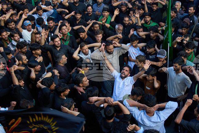 APTOPIX India Kashmir Muharram