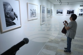 „Журналистиката - моята стихия. Любен Генов на 90“ - фотоизложба