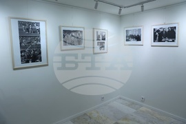„Журналистиката - моята стихия. Любен Генов на 90“ - фотоизложба