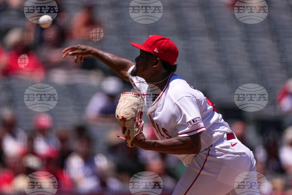 Orioles Angels Baseball