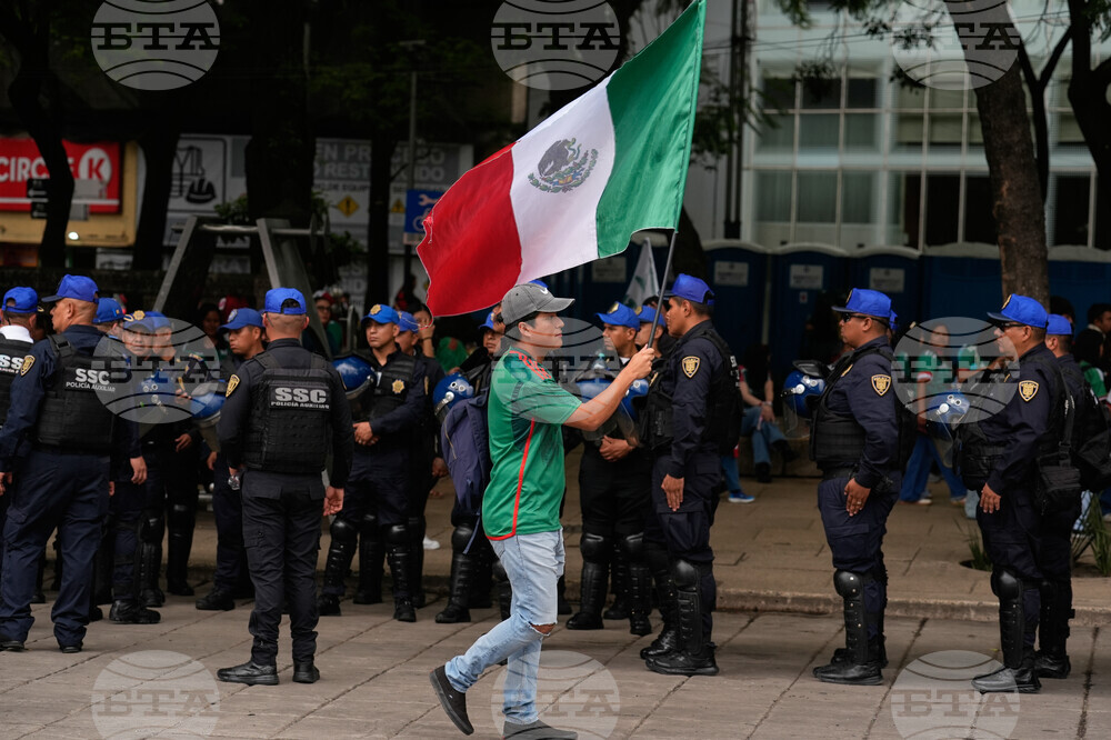 Mexico WCup Soccer Reaction