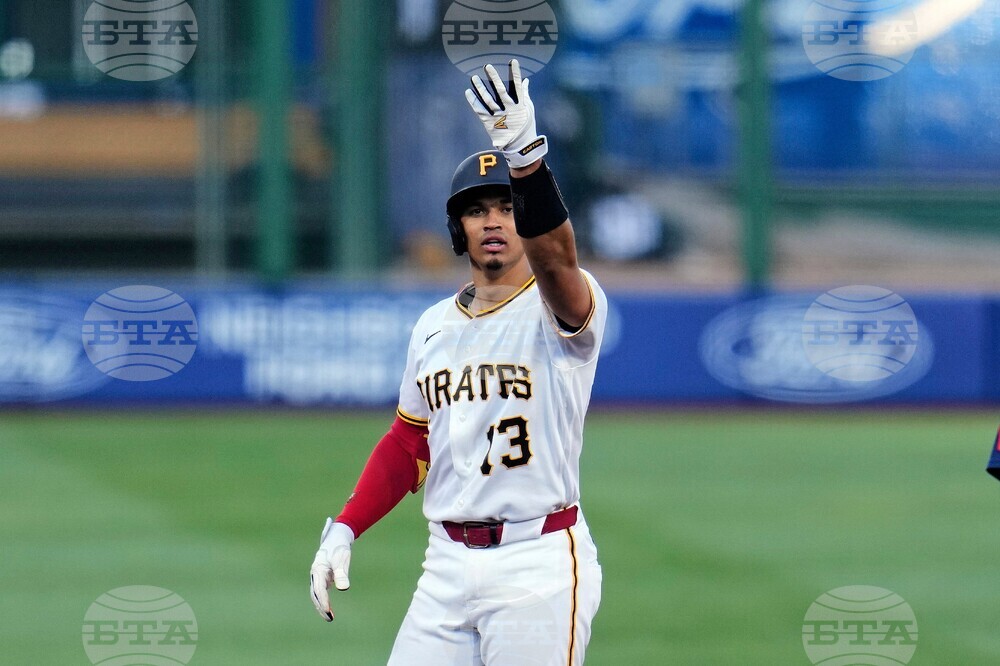 Mariners Pirates Baseball