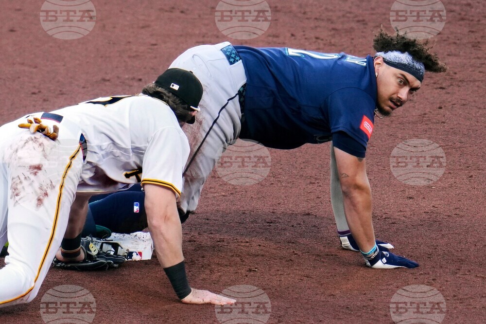 Mariners Pirates Baseball