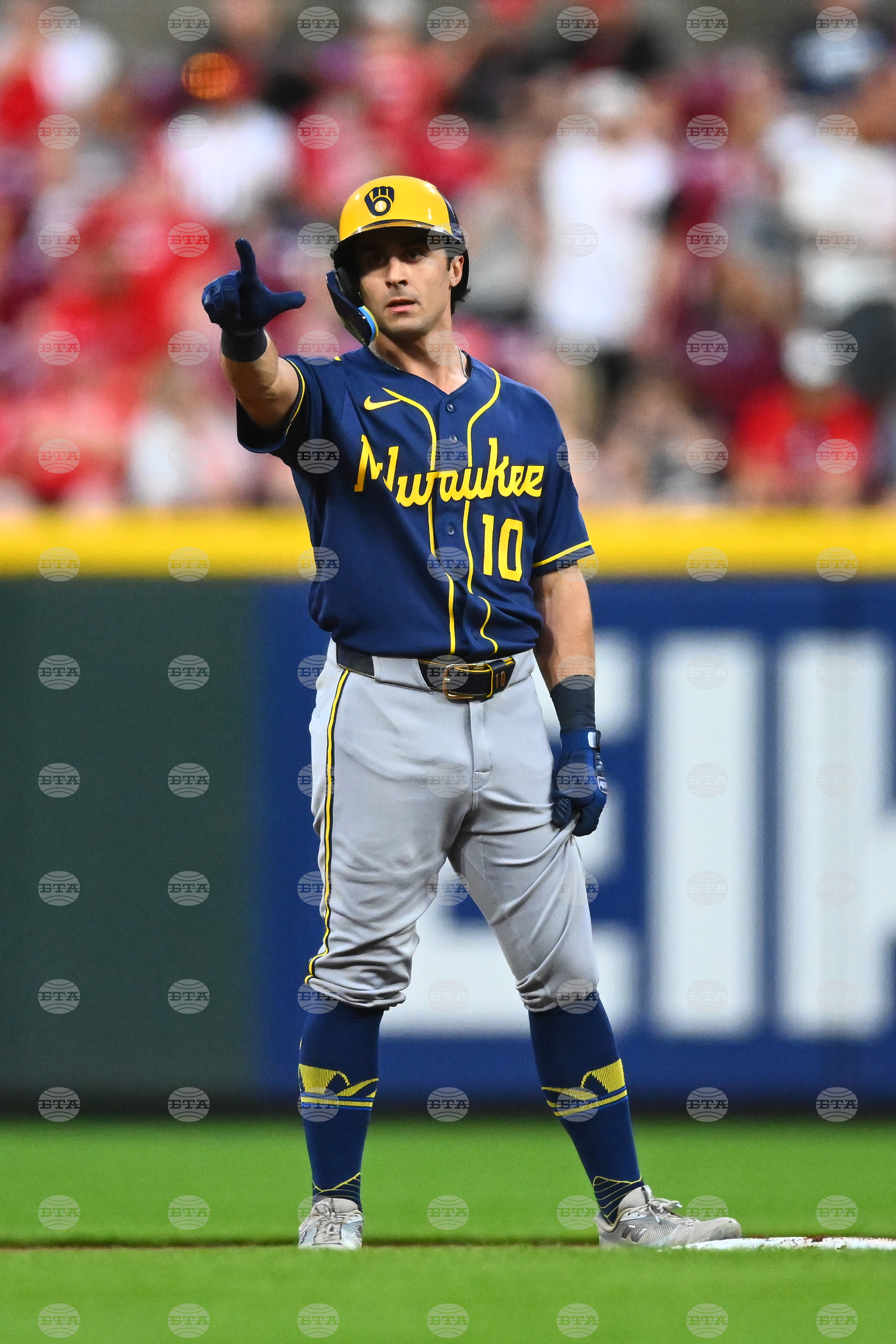 Brewers Reds Baseball