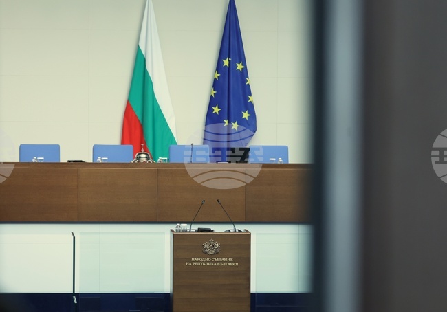 Парламентът се очаква да продължи обсъждането на второ четене на промените в Закона за съдебната власт