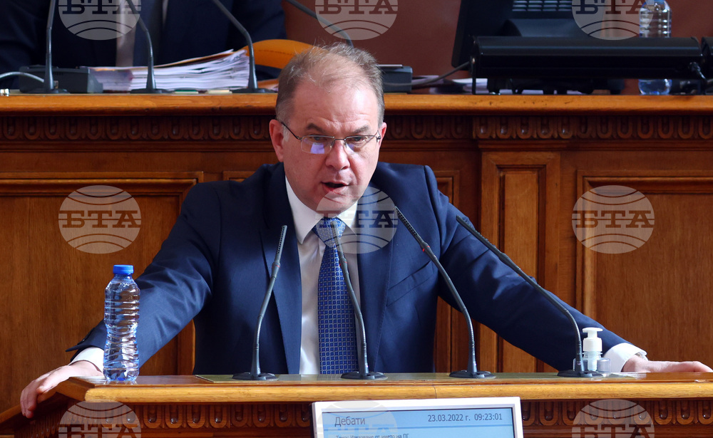 НС - заседание - Радомир Чолаков