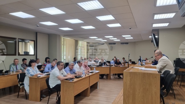 Съветниците в Плевен приеха Наредба за реда и условията за пътуване в обществения градски и междуселищен транспорт на общината
