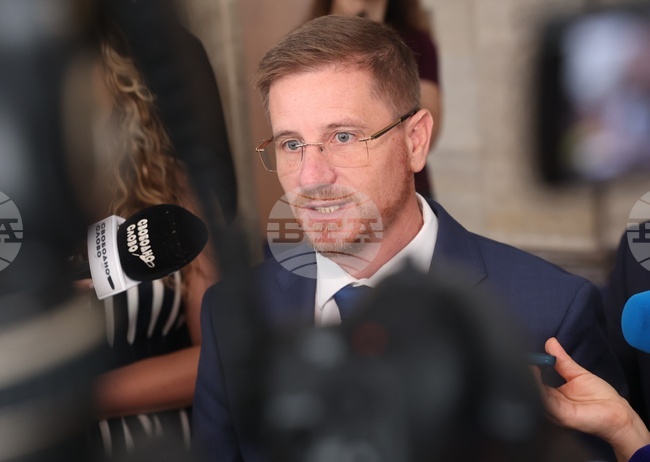 Ако едно правителство не направи реформите в първата година, няма да ги направи никога, каза Димо Дренчев от „Възраждане“ във връзка с бюджета