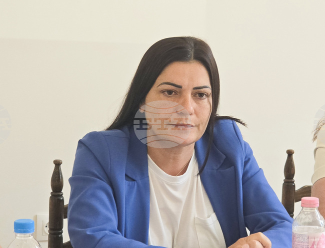 Кметът на Мизия Валя Берчева ще настоява за лична среща с министър Иван Шишков заради забавени държавни плащания за ремонти 