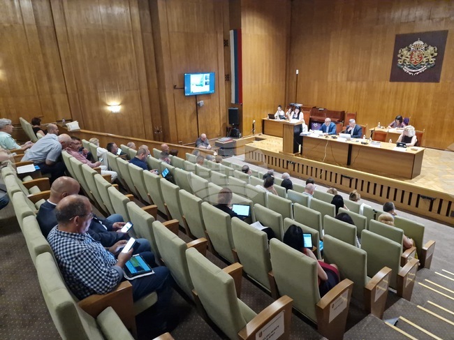 Великотърновският общински съвет прие график на заседанията си за второто полугодие на 2026 г. 
