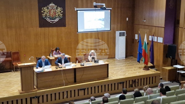 Общинският съвет във Велико Търново подкрепи изграждането на монументалната инсталация „Търновските благодетели“