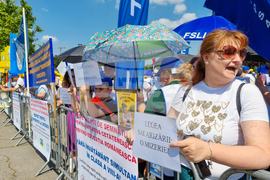 Румъния - Букурещ - учители - протест