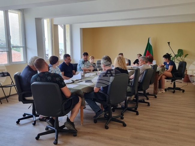 Общинските съветници в Бобошево отпуснаха финансова помощ за читалище и жители на общината