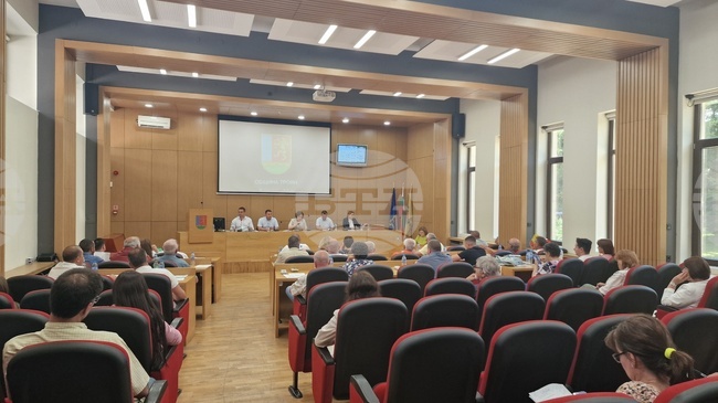 Кметът на Троян ще поиска трансформиране на капиталова субсидия от над 535 хил. евро за спешни ремонти на пътища, улици и тротоари