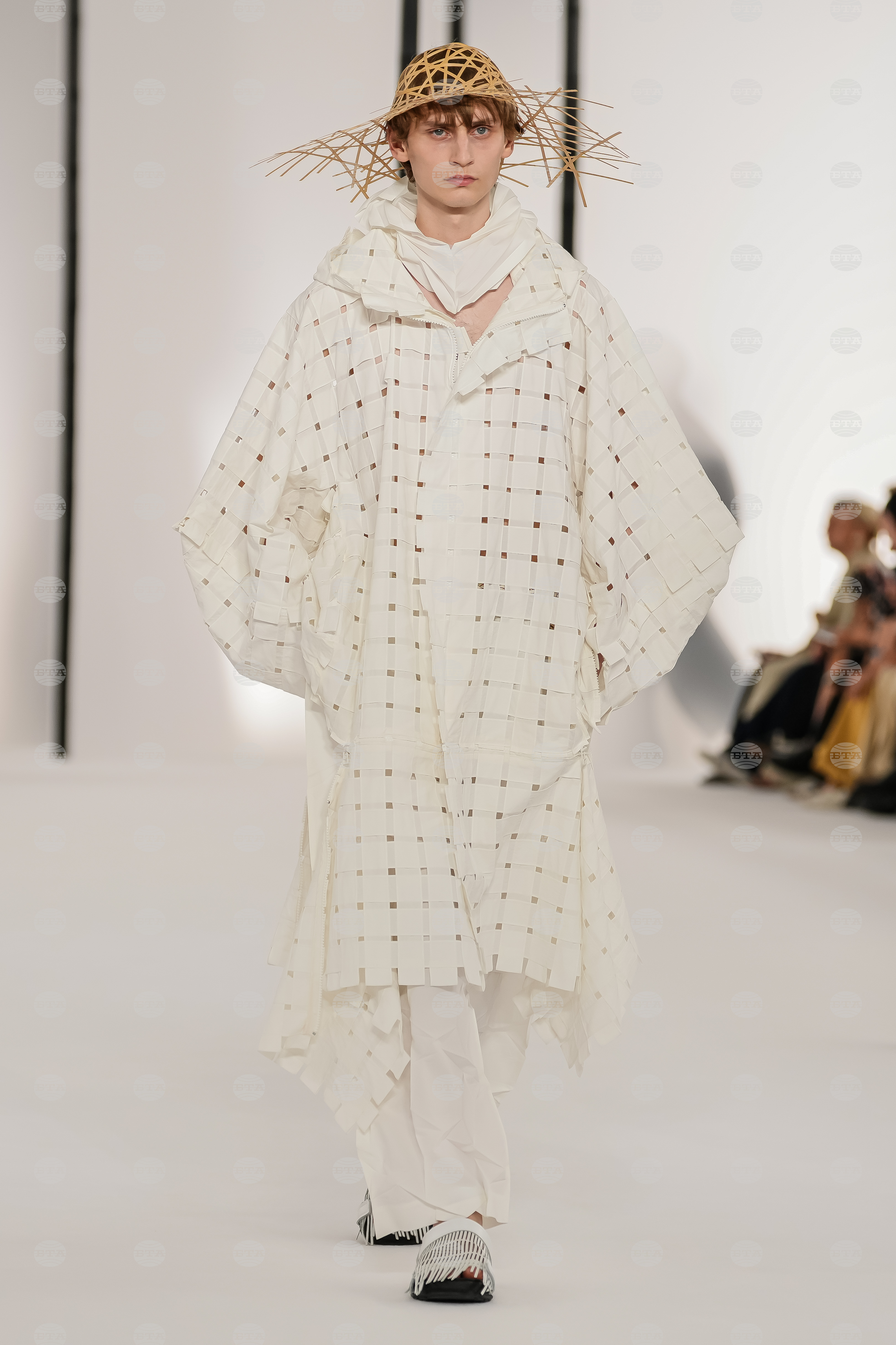 Paris Fashion Issey Miyake Homme Mens S/S 27