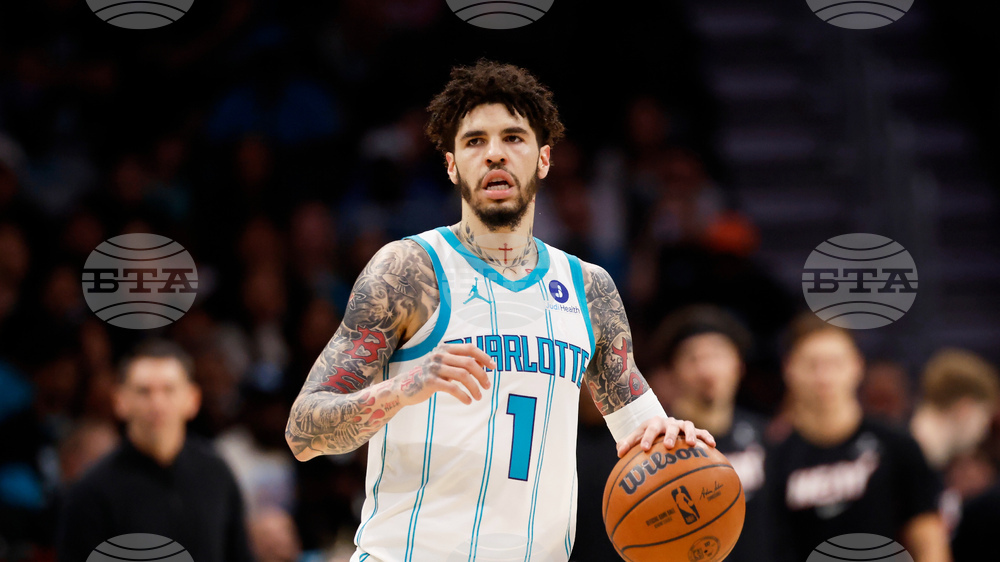 Timberwolves Hornets Trade Basketball