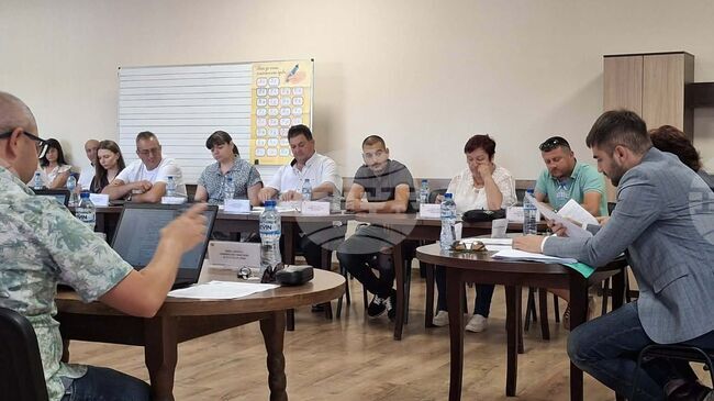 Общинският съвет в Стралджа утвърди по-строги правила при шумни ремонти и отглеждането на едри домашни животни