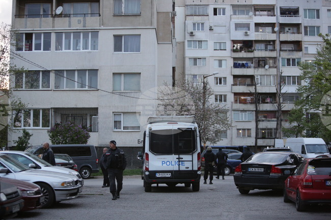 Девет автомобила са с нарязани гуми в столичния квартал „Люлин“, задържан е мъж на 37 години