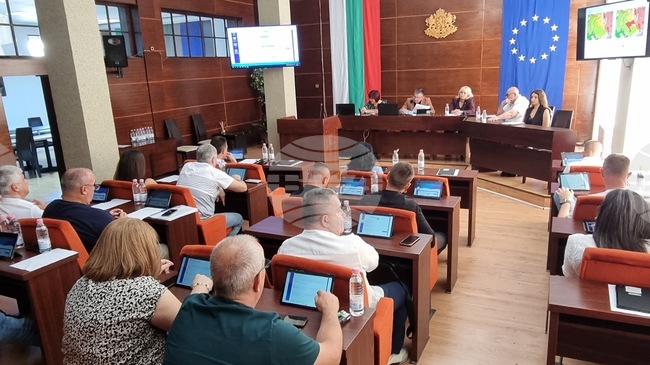 Общинският съвет в Пещера одобри отчета за касовото изпълнение на бюджета на Общината за 2025 година