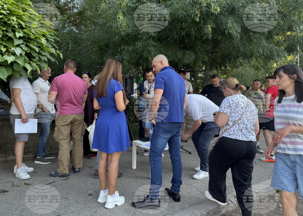 Протест - граждани - застрояване