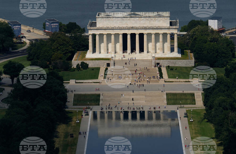 Lincoln Memorial Reflecting Pool