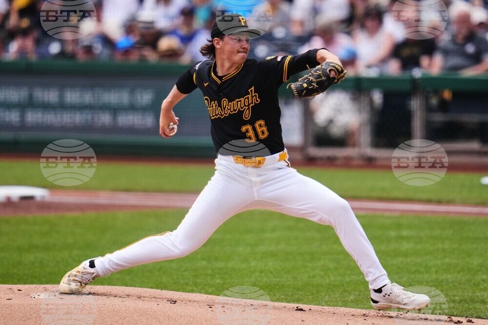 Mariners Pirates Baseball