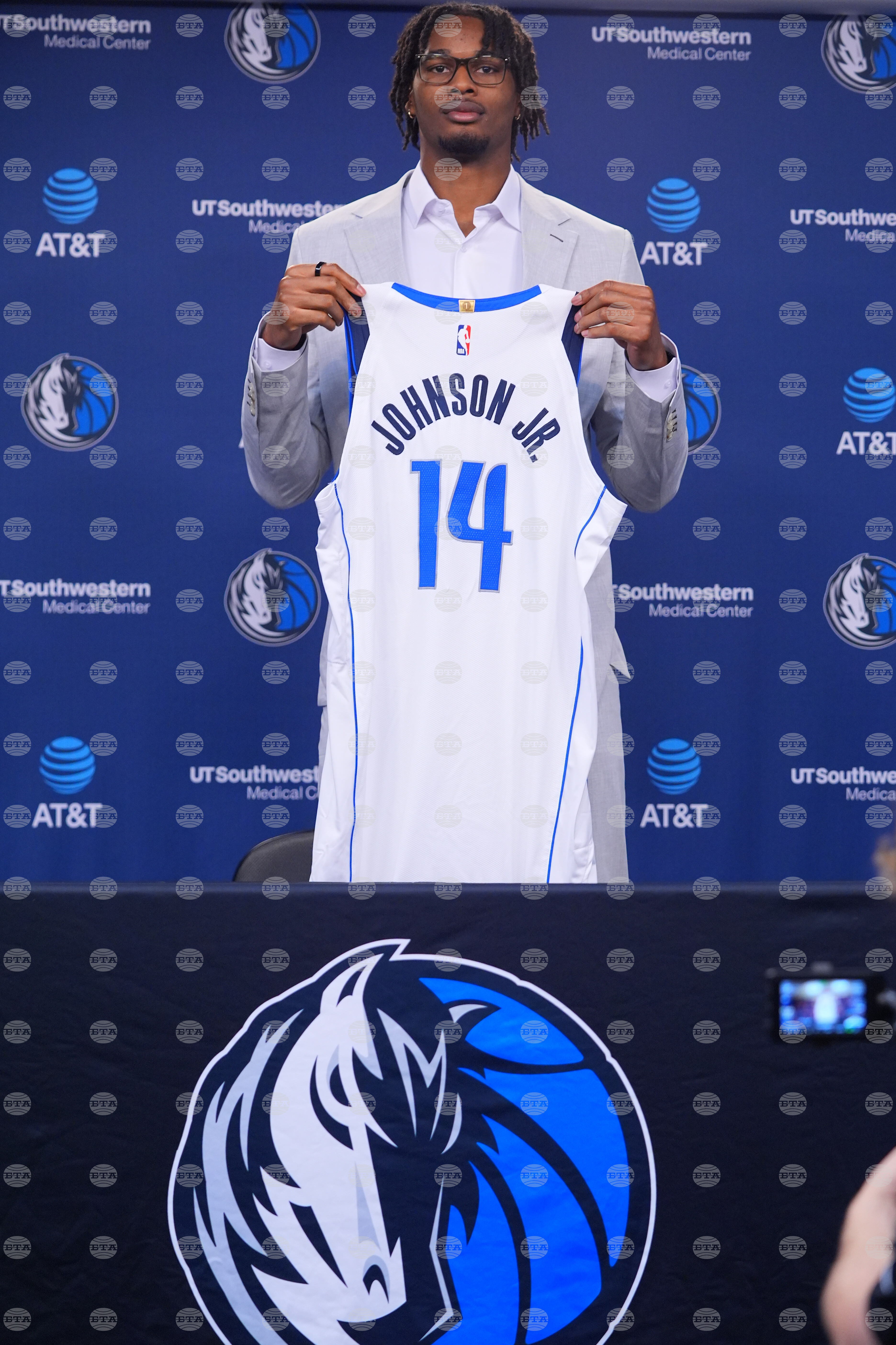 Mavericks Basketball