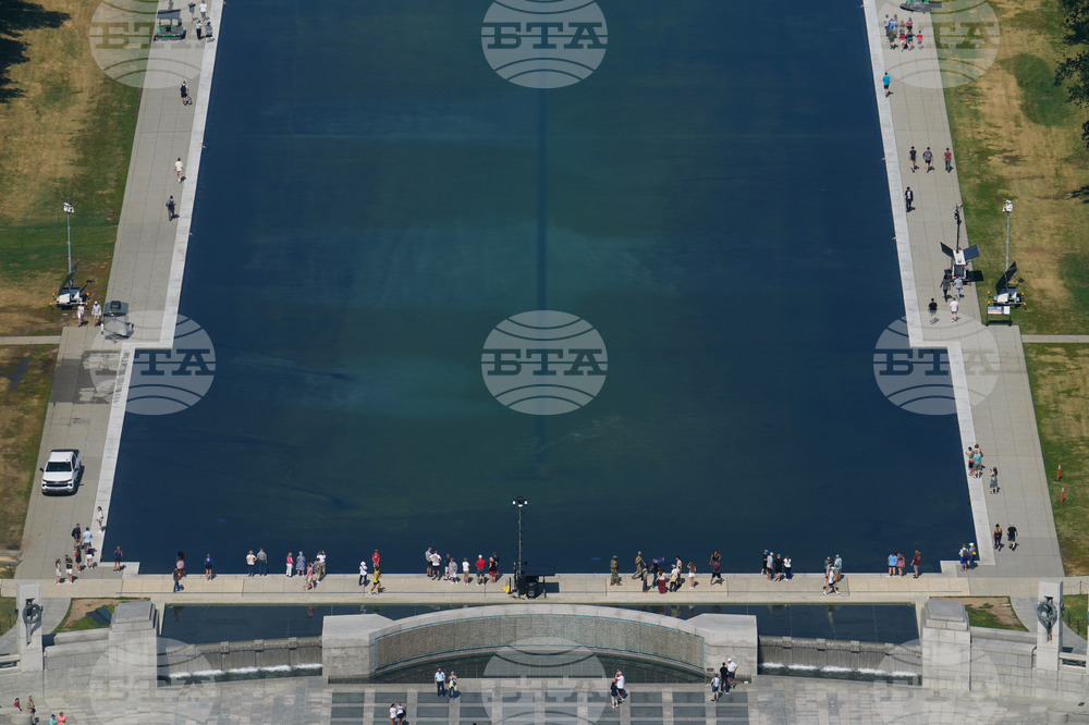 Lincoln Memorial Reflecting Pool
