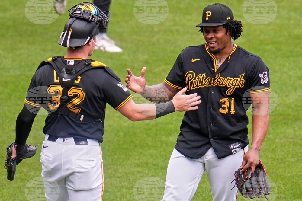 Mariners Pirates Baseball
