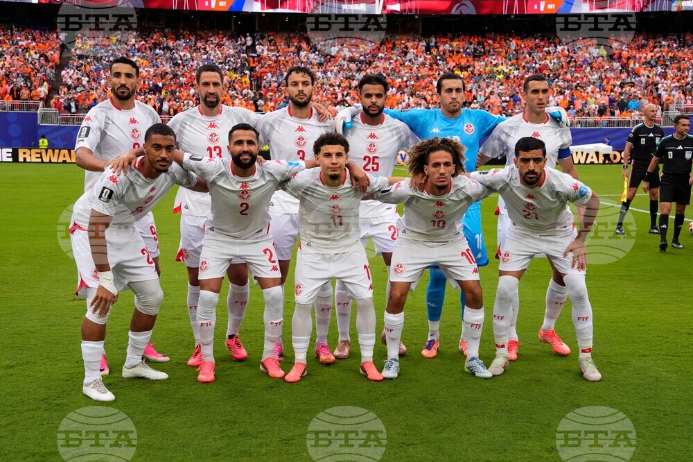 Netherlands Tunisia WCup Soccer