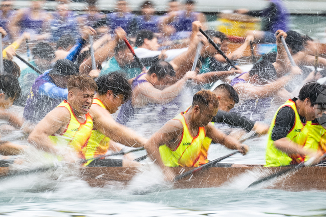 APTOPIX Hong Kong Dragon Boat Festival