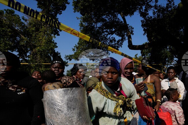 APTOPIX South Africa Migrants