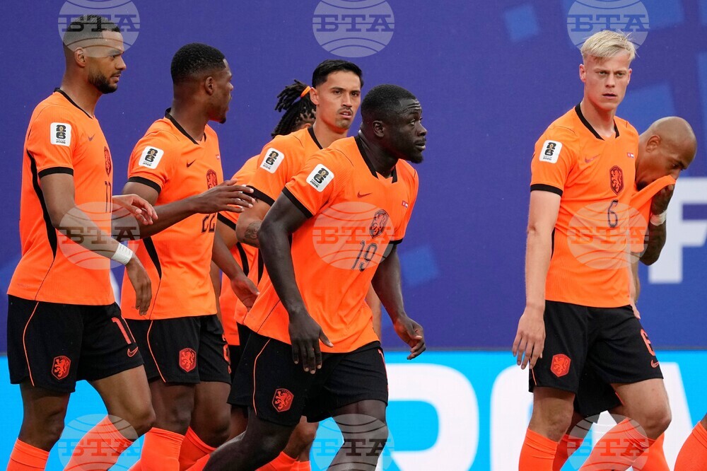 Netherlands Tunisia WCup Soccer