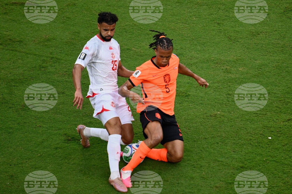 Netherlands Tunisia WCup Soccer