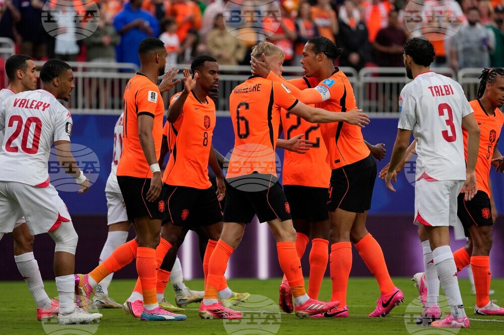 Netherlands Tunisia WCup Soccer