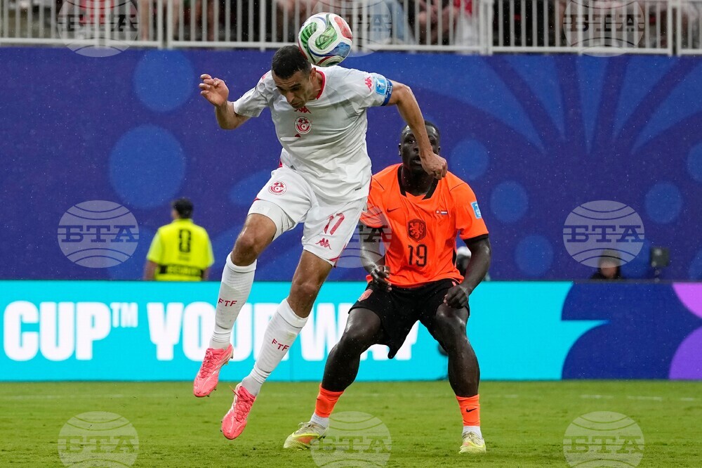 Netherlands Tunisia WCup Soccer