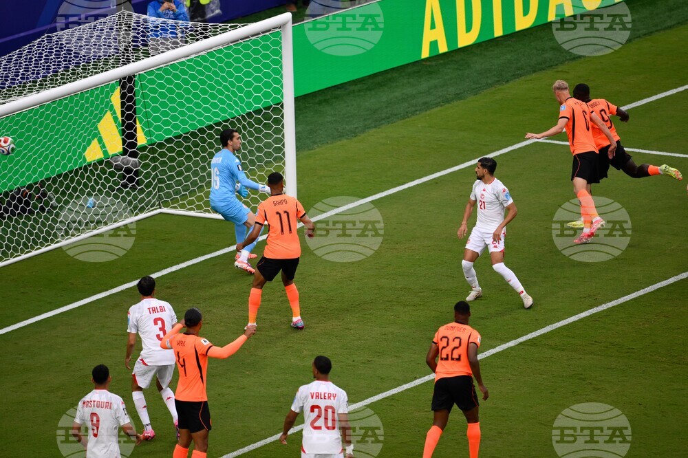 Netherlands Tunisia WCup Soccer