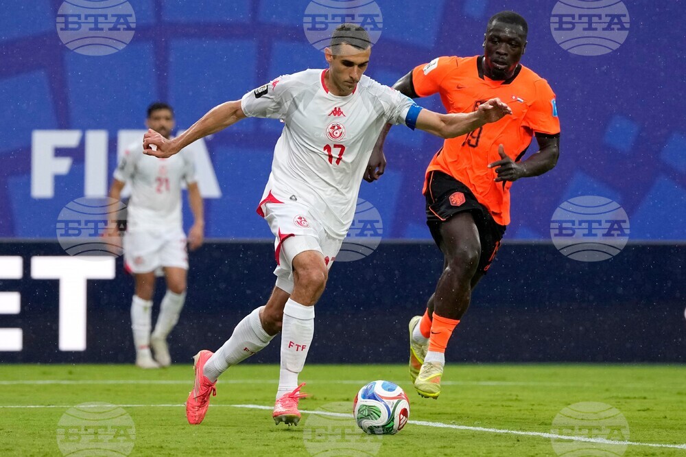 Netherlands Tunisia WCup Soccer