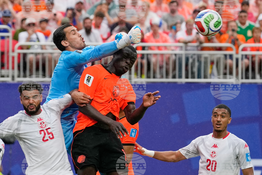 Netherlands Tunisia WCup Soccer